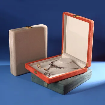 В подарочной коробке с ожерельем JEWELIFE, Роскошная шкатулка для ювелирных изделий Высокого качества