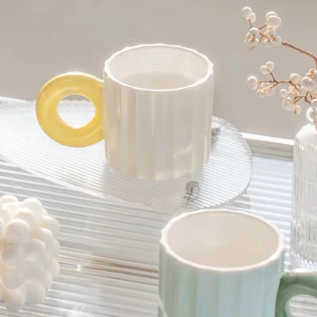 Кружка керамическая чашка с крышкой женская бытовая пара чашка милая офисная высококачественная кофейная чашка