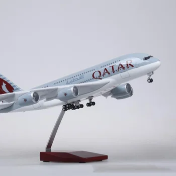 Масштабная модель 1/160, Отлитая Под давлением Из Смолы A380 Авиакомпании QATAR Airbus С Легким и Колесным Самолетом, Коллекция Подарков Для Взрослых Фанатов
